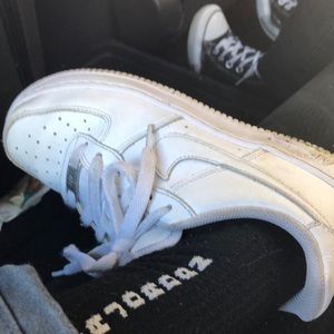 Meet your Posher, Dustin